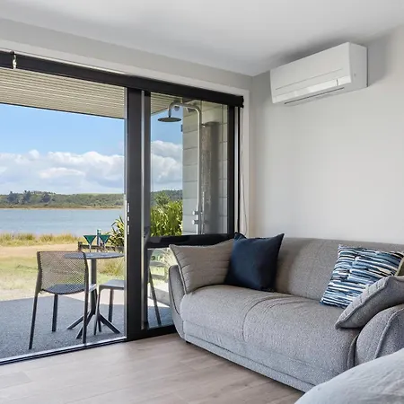 Pukehina Estuary Sunset Views Townhouse & Studio Exterior photo